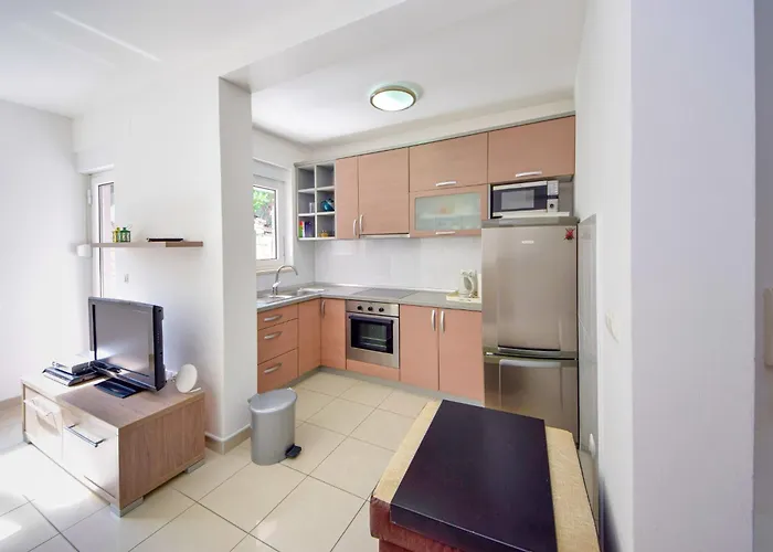 Jasmina-2 By Interhome Blace