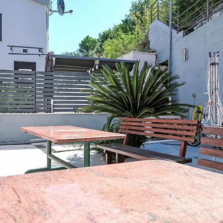 Jasmina-2 By Interhome Apartmán *