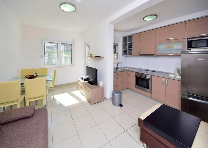 Jasmina-2 By Interhome